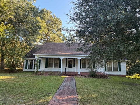 Photo of 406 E Holly St., Ellisville, MS 39437 (MLS # 148733)