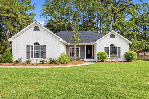 Photo of 15 Plainview Crossing, Hattiesburg, MS 39402 (MLS # 148849)