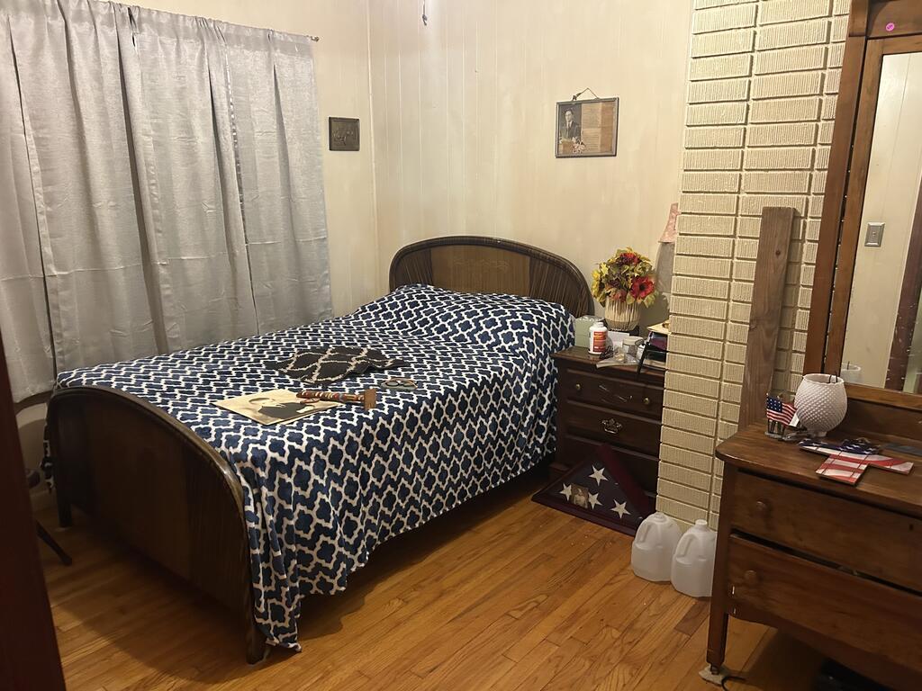 Listing 8
