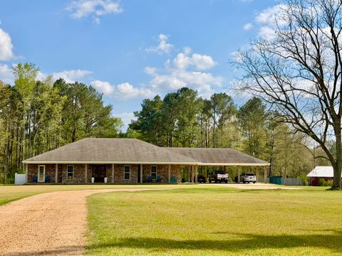 Photo of 464 Goss Bunker Hill, Columbia, MS 39429 (MLS # 146527)