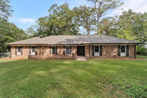 Photo of 800 Monterrey Ln., Hattiesburg, MS 39402 (MLS # 144234)