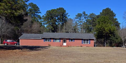 Photo of 67 College Dr., Laurel, MS 39440 (MLS # 145762)