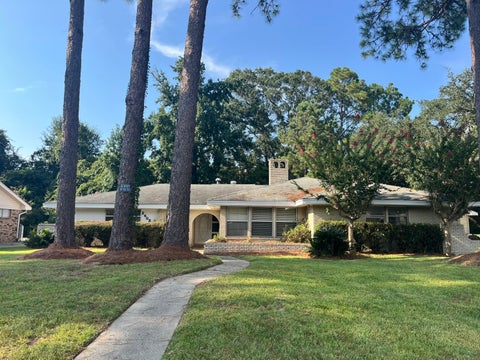 Photo of 2605 Clayton Pl, Hattiesburg, MS 39402 (MLS # 146816)