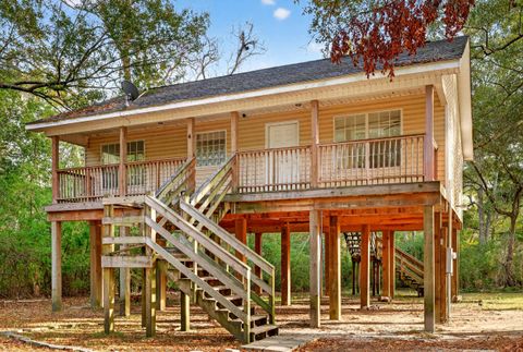 Photo of 3718 Howze St., Moss Point, MS 39563 (MLS # 145247)