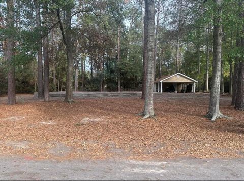 Photo of 1008 Windsor Dr, Hattiesburg, MS 39402 (MLS # 144756)