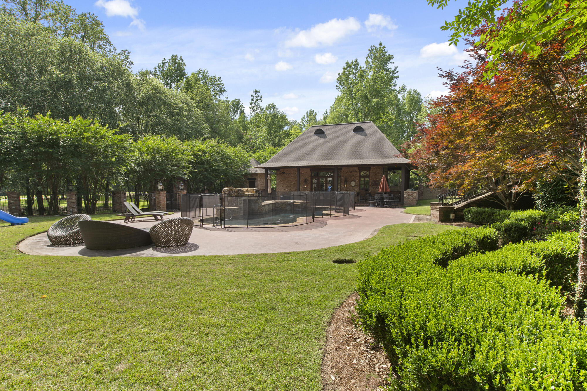 Hattiesburg, Mississippi, 39402, United States, 5 Bedrooms Bedrooms, ,5 BathroomsBathrooms,Residential,Active,2014920