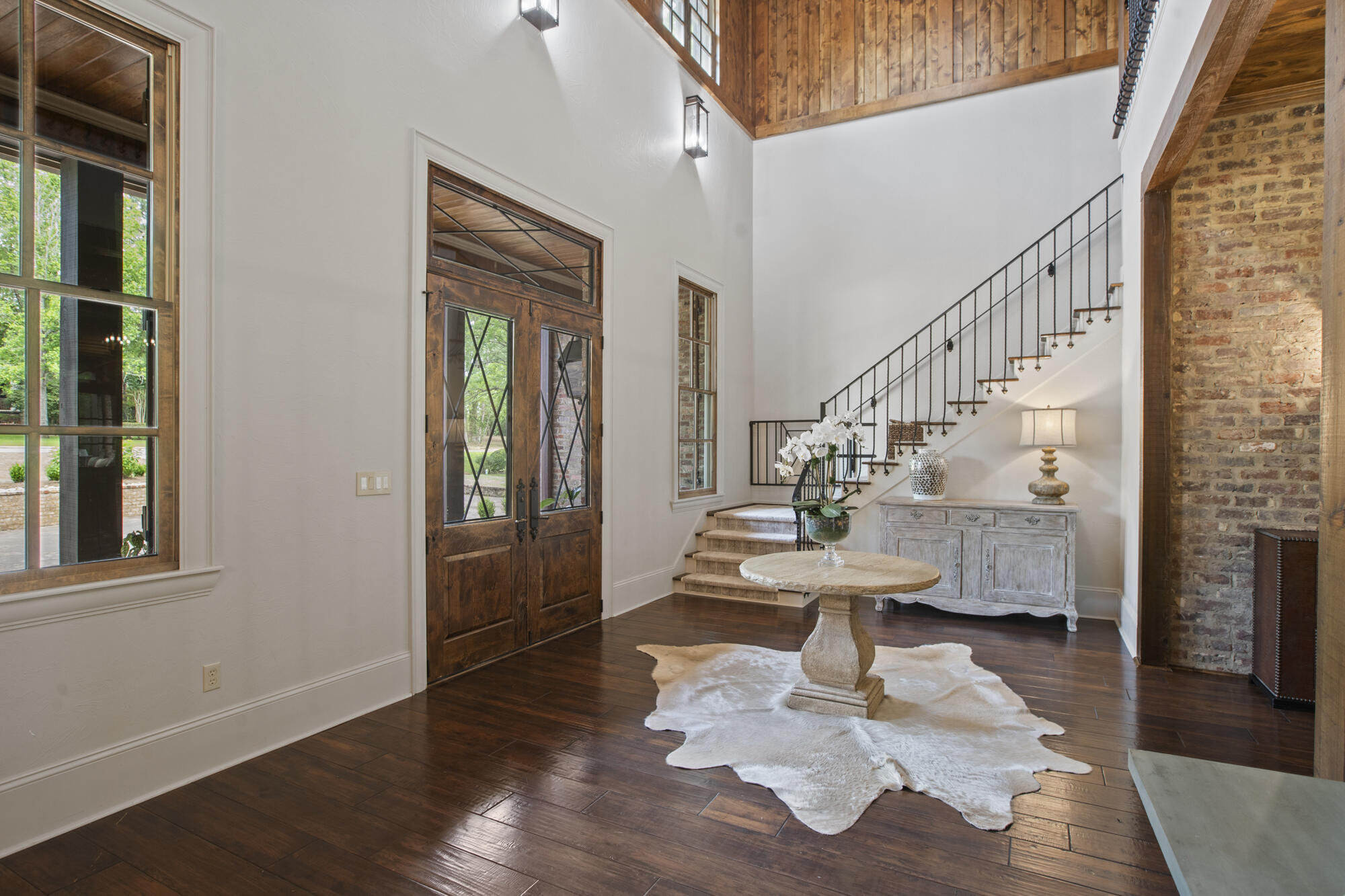 Hattiesburg, Mississippi, 39402, United States, 5 Bedrooms Bedrooms, ,5 BathroomsBathrooms,Residential,Active,2014920