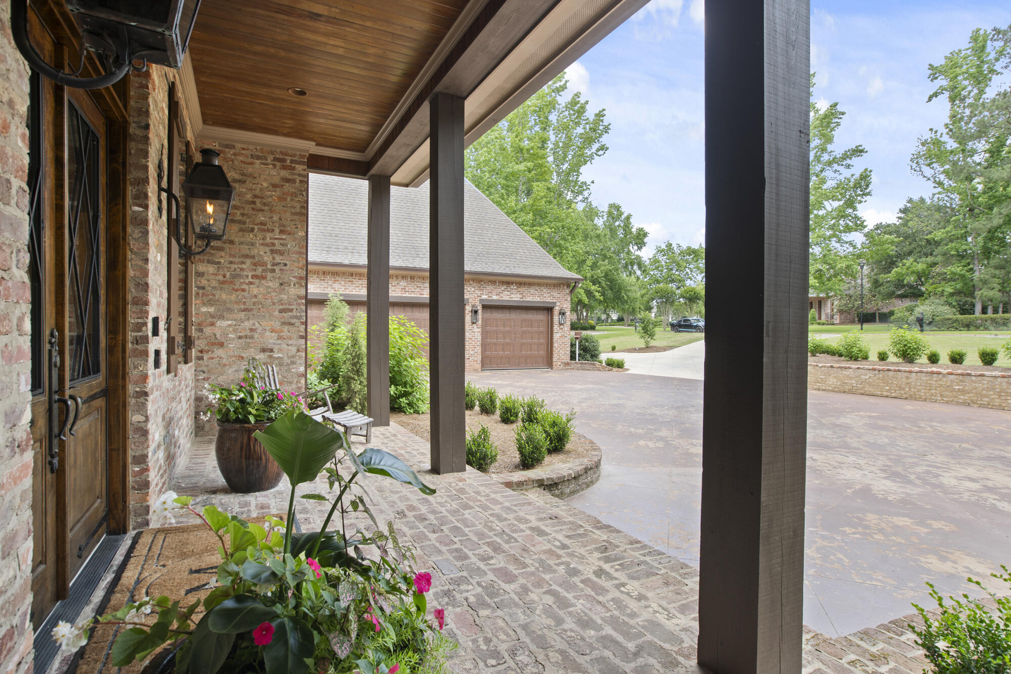 Hattiesburg, Mississippi, 39402, United States, 5 Bedrooms Bedrooms, ,5 BathroomsBathrooms,Residential,Active,2014920