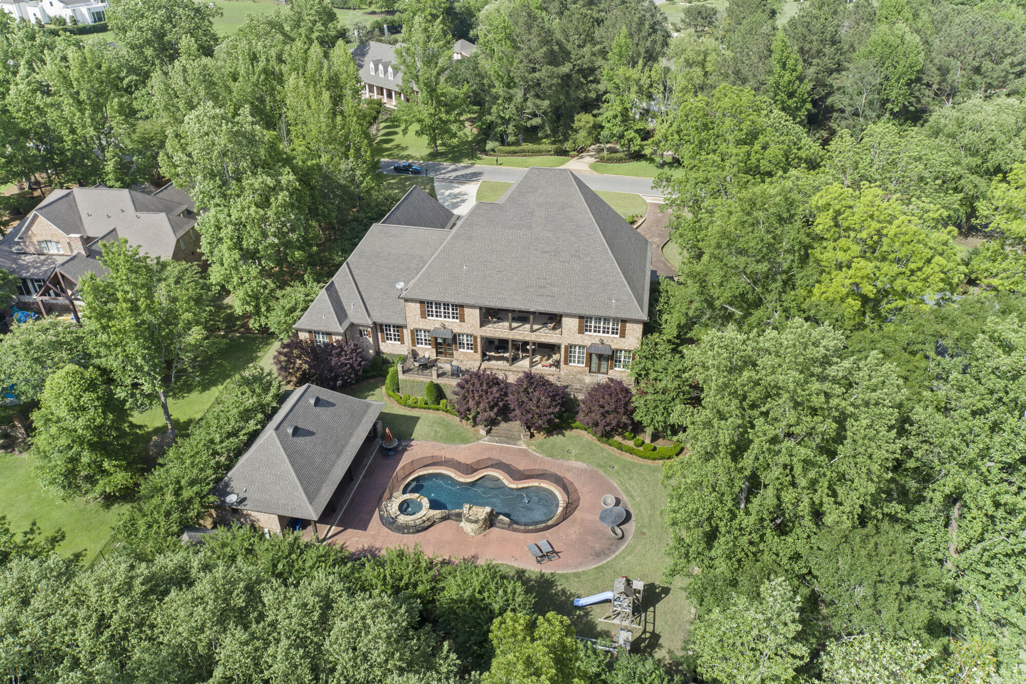 Hattiesburg, Mississippi, 39402, United States, 5 Bedrooms Bedrooms, ,5 BathroomsBathrooms,Residential,Active,2014920