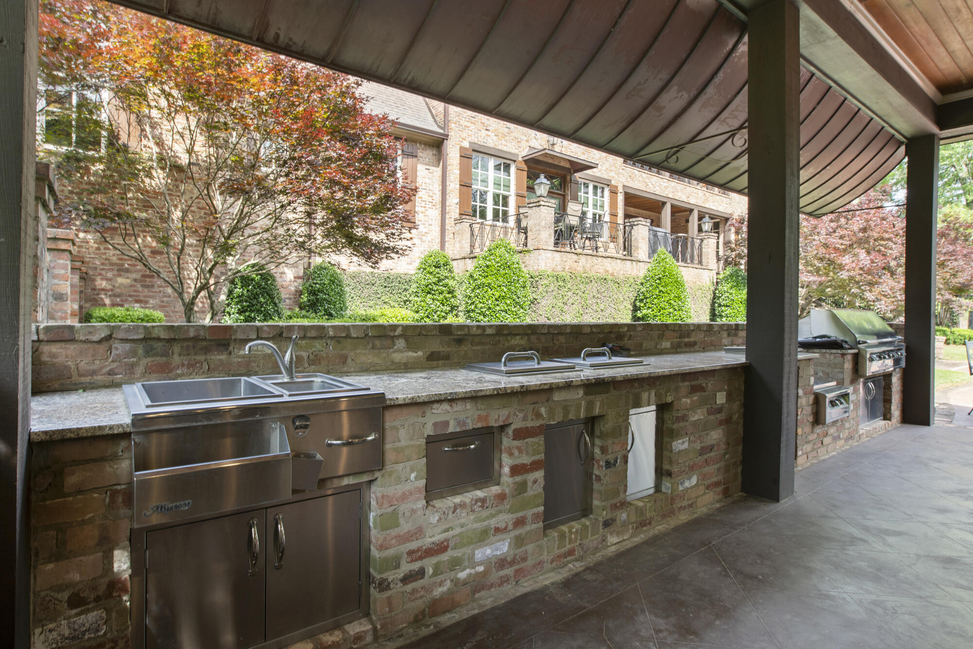 Hattiesburg, Mississippi, 39402, United States, 5 Bedrooms Bedrooms, ,5 BathroomsBathrooms,Residential,Active,2014920