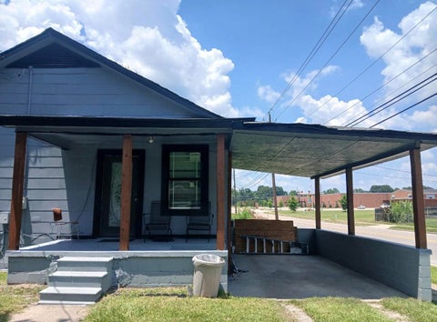 Photo of 623 E 12th, Laurel, MS 39440 (MLS # 148898)