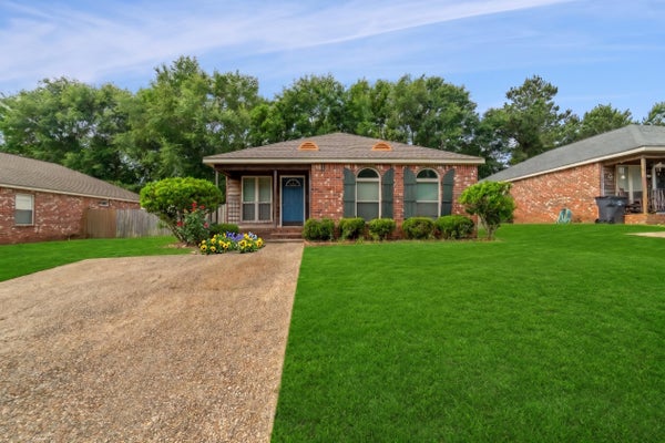 22 LASALLE ST, HATTIESBURG, MS 39402 - Image a99e2e4513378d31c4eccd6de41de9eb/2327126834