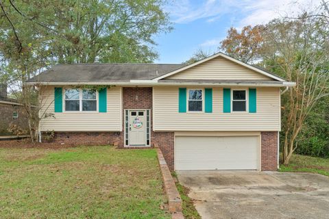 Photo of 511 Westover Dr., Hattiesburg, MS 39402 (MLS # 145213)