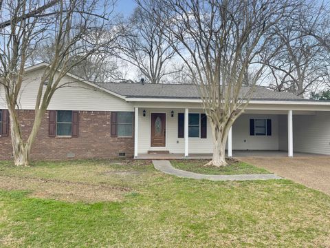 Photo of 713 1st Ave., Purvis, MS 39475 (MLS # 146493)