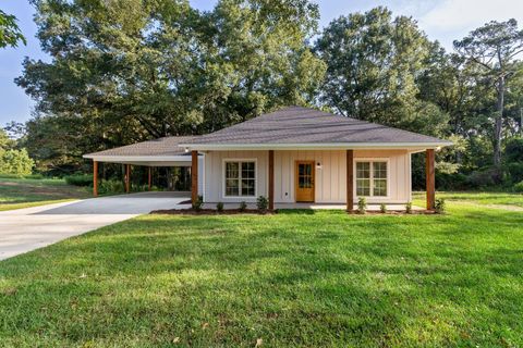 Photo of 629 Shirley Sanford Rd., Seminary, MS 39479 (MLS # 143683)