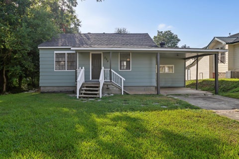 Photo of 205 S 2nd St., Lumberton, MS 39455 (MLS # 148373)