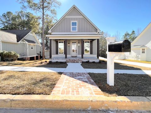 Photo of 66 May Apple Ave., Hattiesburg, MS 39402 (MLS # 144706)