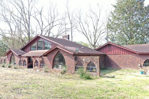 Photo of 1305 Springhill Rd., Laurel, MS 39443 (MLS # 145841)