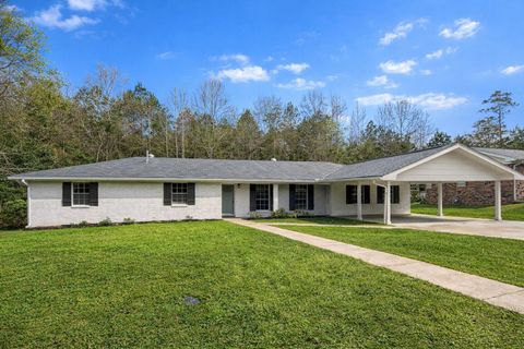 Photo of 160 Highland Cir., Petal, MS 39465 (MLS # 146174)