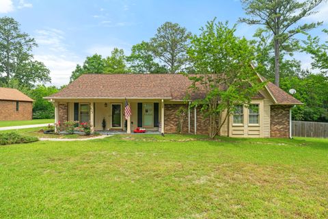 Photo of 623 Cherry Ln., Laurel, MS 39440 (MLS # 146787)