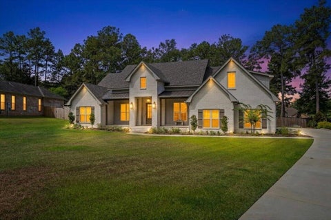 Photo of 348 40th Pl, Hattiesburg, MS 39402 (MLS # 148525)