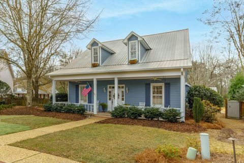 Photo of 33 Robin's Nest, Hattiesburg, MS 39402 (MLS # 143554)
