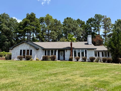 Photo of 112 Greenwood Dr., Hattiesburg, MS 39402 (MLS # 148279)