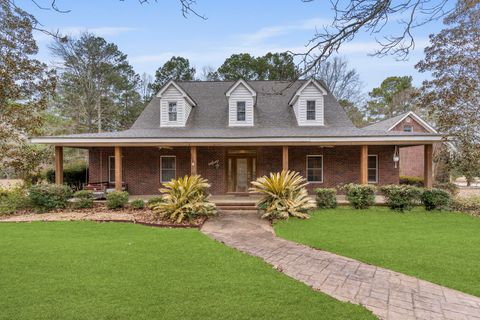 Photo of 33 Pinedale Dr., Collins, MS 39428 (MLS # 145742)