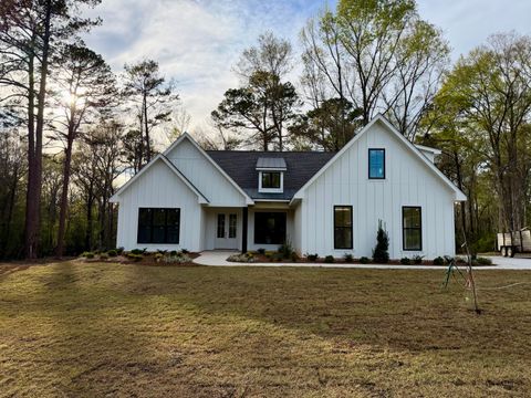 Photo of 39 Forest Barnes, Petal, MS 39465 (MLS # 146241)