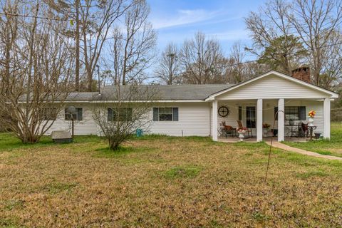Photo of 73 Rouse Rd, Hattiesburg, MS 39401 (MLS # 146113)