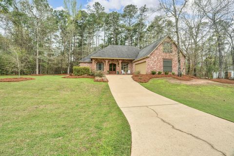 Photo of 17 Parson's Creek Dr., Hattiesburg, MS 39402 (MLS # 146204)