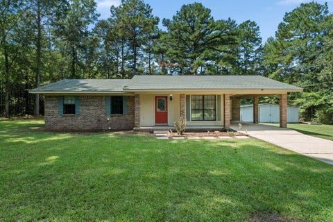 Photo of 82 E Madden RD, Purvis, MS 39475 (MLS # 148767)