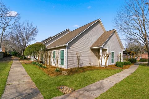 Photo of 115 Summit Rdg Rdg, Hattiesburg, MS 39402 (MLS # 146012)