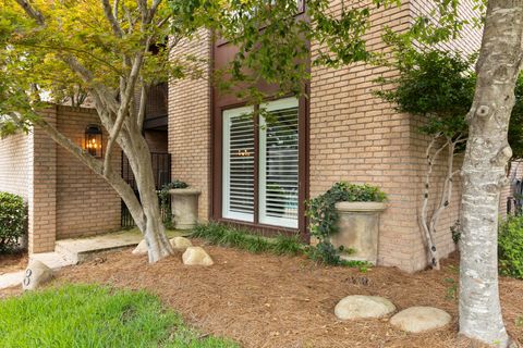 Photo of 2900 Lincoln Road Apt #3 Rd, Hattiesburg, MS 39402 (MLS # 145451)