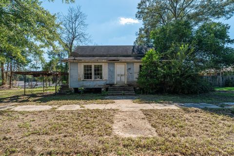 Photo of 203 W 10th Ave., Lumberton, MS 39455 (MLS # 144467)