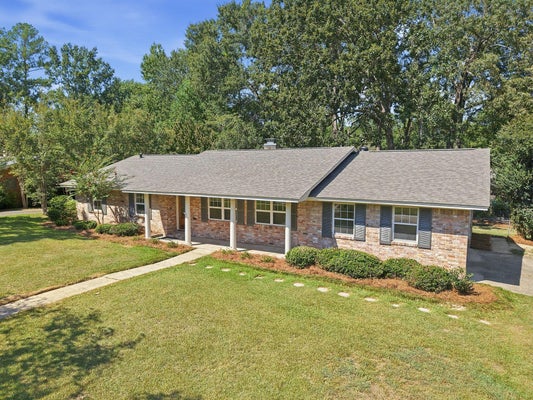 607 WOODBINE LN, HATTIESBURG, MS 39402 - Image dfd9e87cb8390dd5fa7f6661577f72ae/2328833599