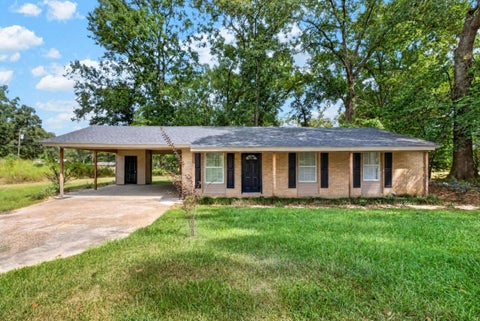 Photo of 34 Kennon Ave., Laurel, MS 39443 (MLS # 148902)