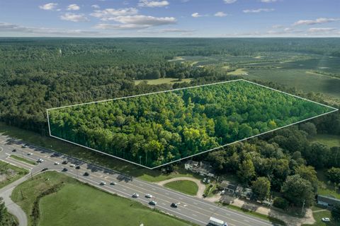 Photo of 00 US Hwy 49, Hattiesburg, MS 39401 (MLS # 144228)