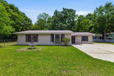 Photo of 900 Old Richton Rd, Petal, MS 39465 (MLS # 146846)