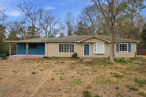 Photo of 1196 N 31st Ave., Hattiesburg, MS 39401 (MLS # 145845)