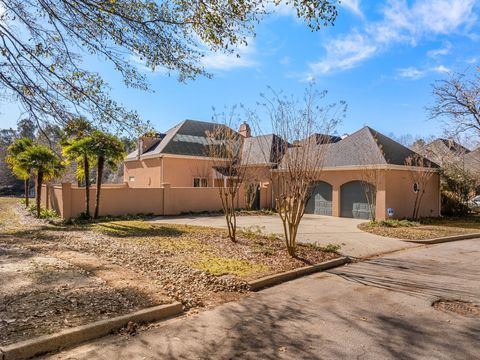Photo of 9 N Heron Cove, Hattiesburg, MS 39402 (MLS # 145592)