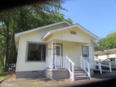 Photo of 1616 W 3rd St., Laurel, MS 39440 (MLS # 144664)
