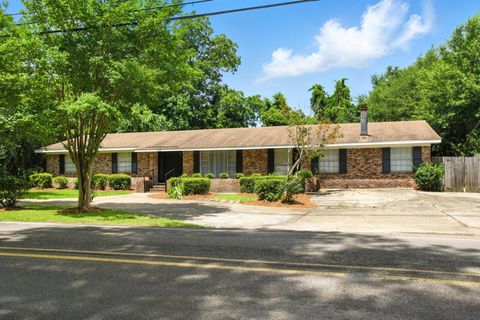 Photo of 105 S 34th Ave., Hattiesburg, MS 39402 (MLS # 142967)