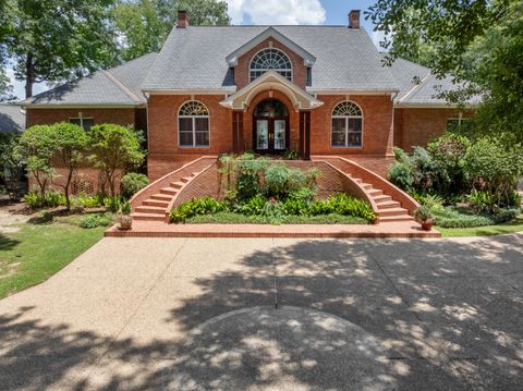 Photo of 213 W Canebrake Blvd., Hattiesburg, MS 39402 (MLS # 143342)
