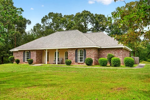 Photo of 1201 Stanford Lake RD, Poplarville, MS 39470 (MLS # 148523)