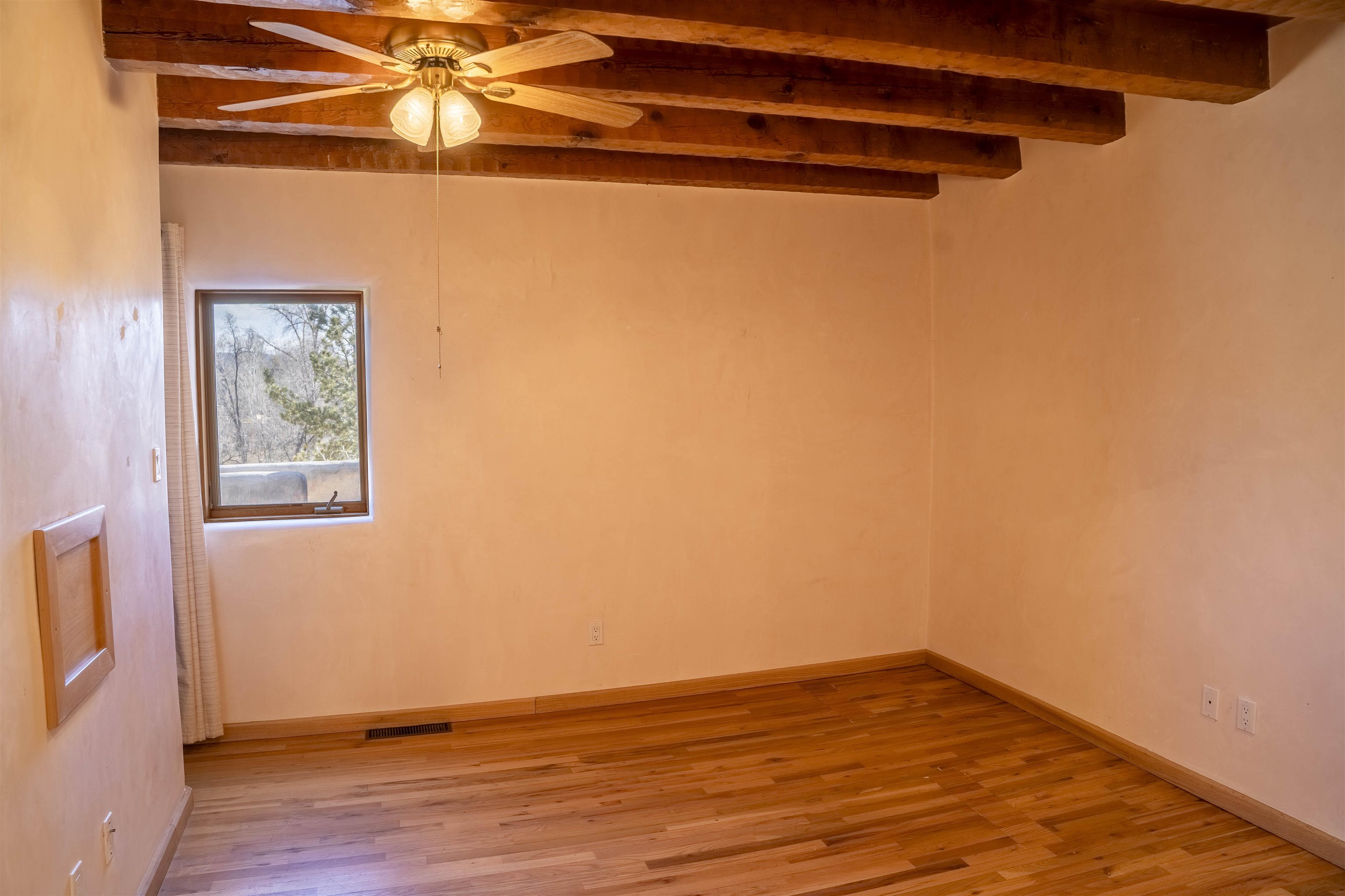 125 De Teves Ln, Taos, New Mexico image 27