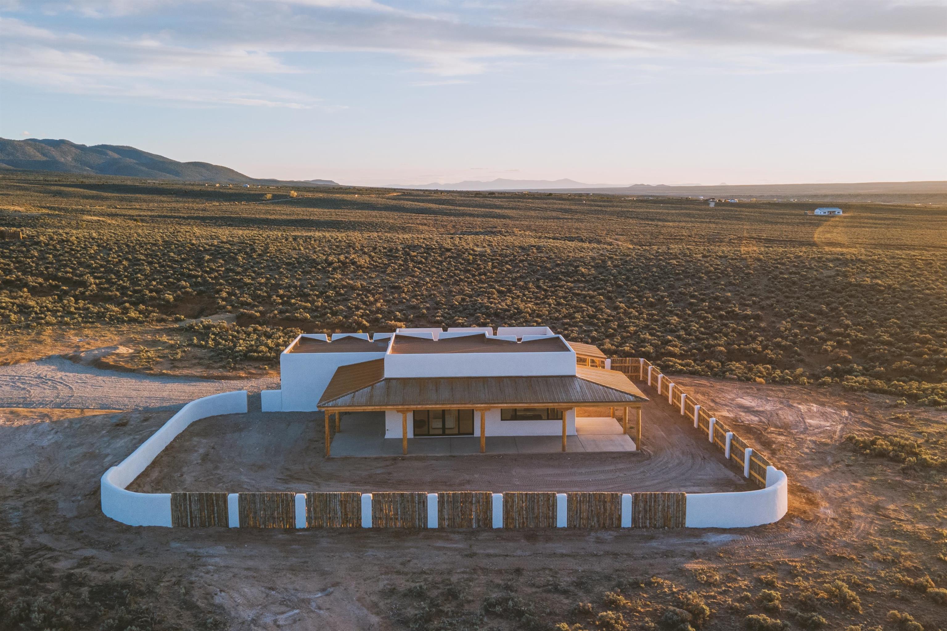 Ranchos De Taos, New Mexico 87557, United States, 2 Bedrooms Bedrooms, ,2 BathroomsBathrooms,Residential,Active,120229