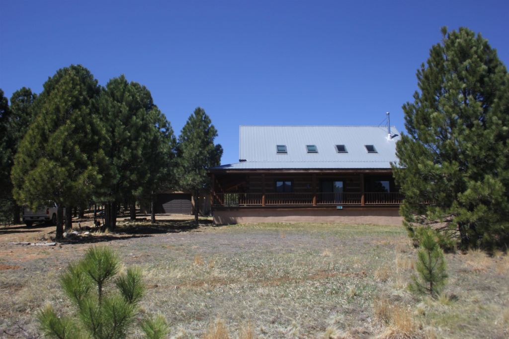 Photo of 10 Touch Me Not Estates N, Eagle Nest, NM 87710 (MLS # 113146)