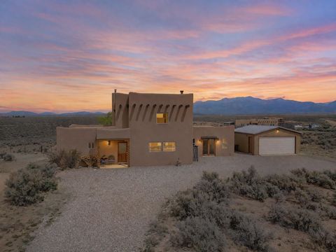 Homes For Sale - 193 Tune Drive<br/> El Prado, NM 87529