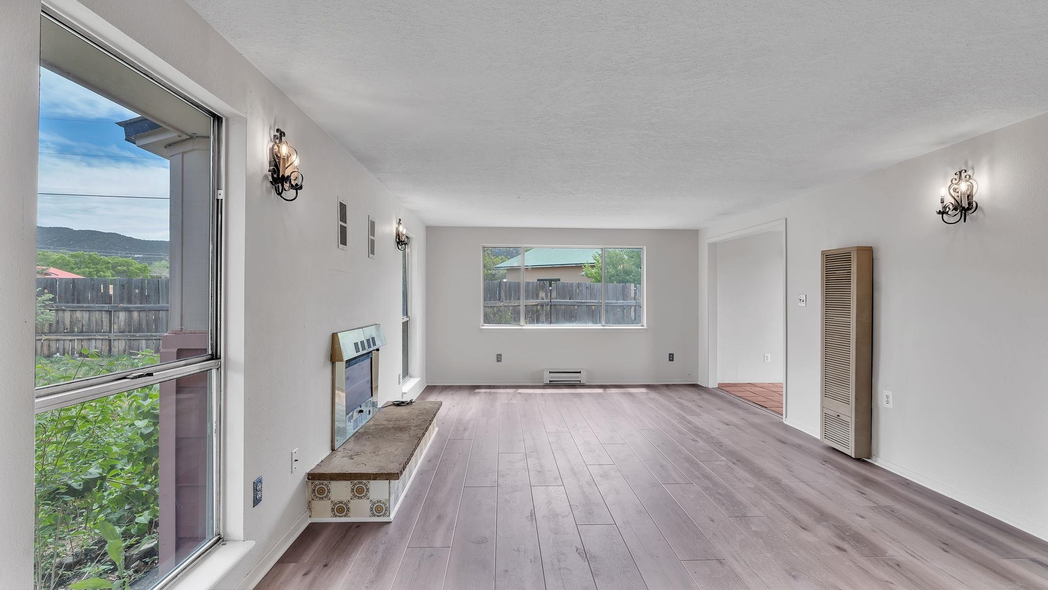 110 Ledesma Lane, Taos, New Mexico image 7